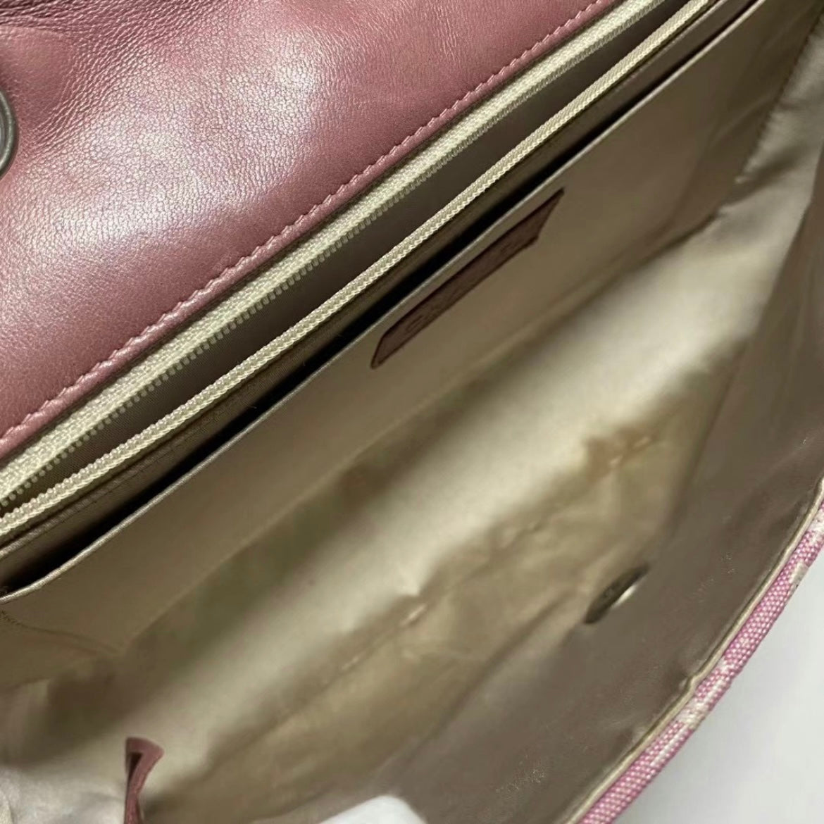 CHANEL CC Travel Line Chocolate Bar Flap Bag Pink - Classic Charmers