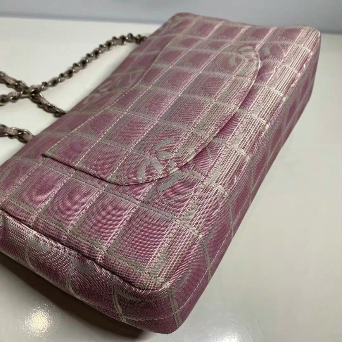 CHANEL CC Travel Line Chocolate Bar Flap Bag Pink - Classic Charmers