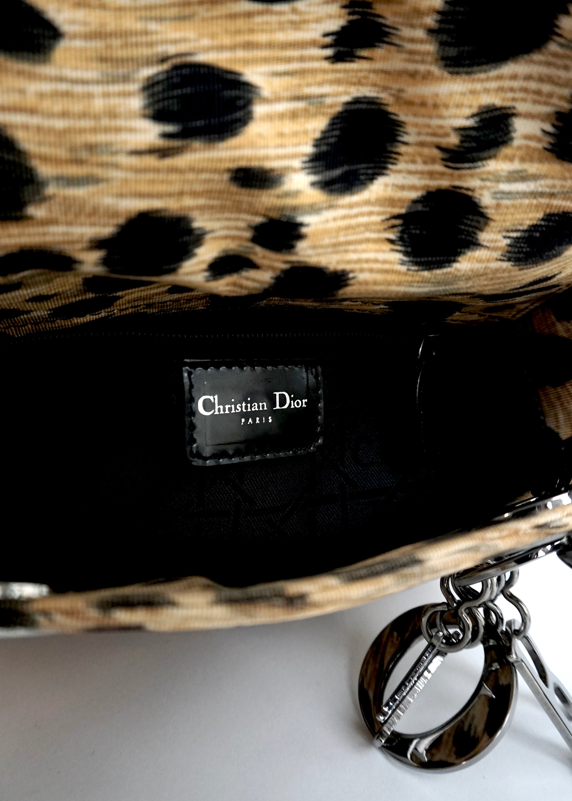 Pre-Owned Christian Dior Lady mini Dior Leopard-Print Leather 2-Way Handbag with Acrylic Handles - Classic Charmers