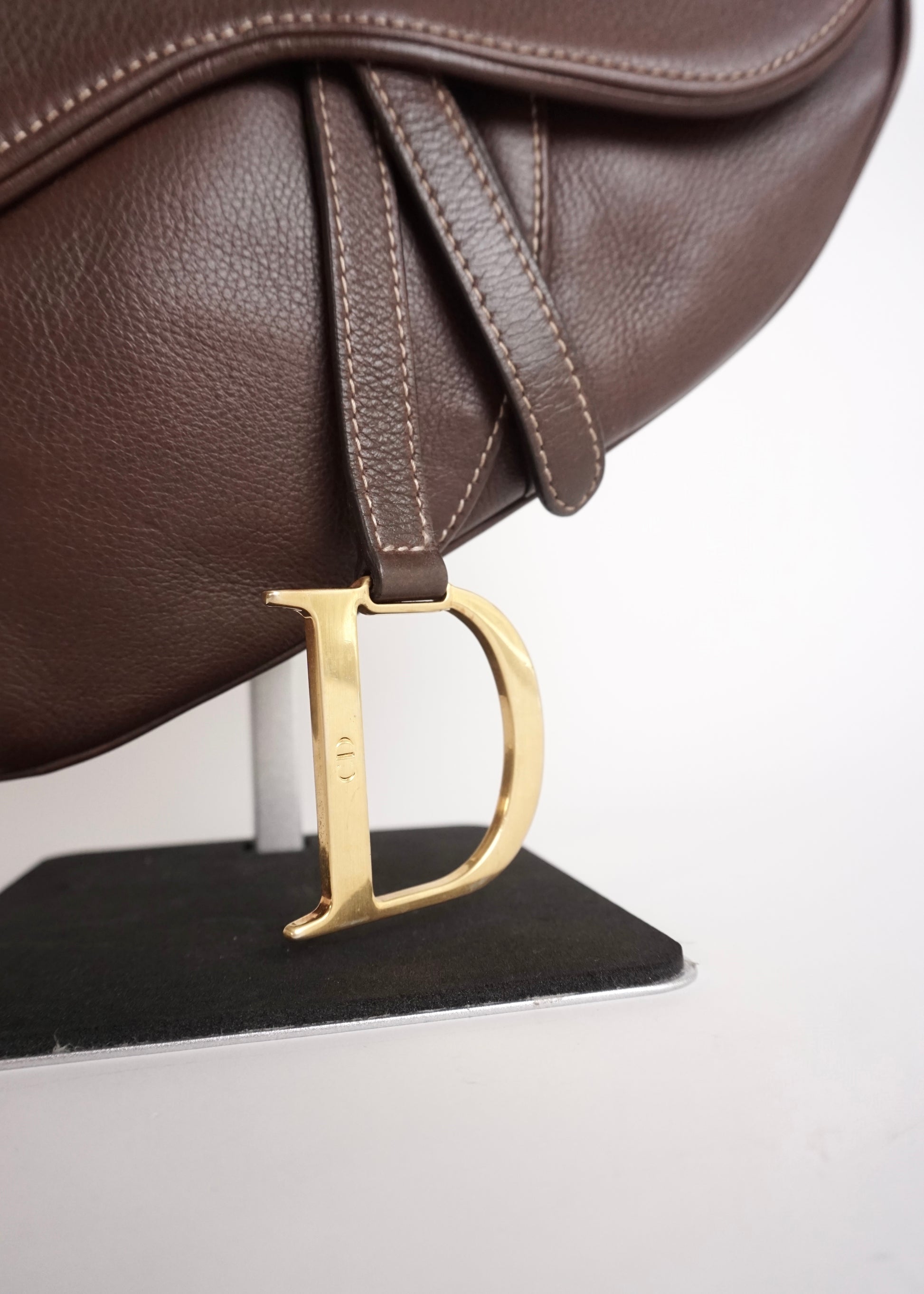 Pre-Owned Christian Dior Saddle Bag Brown Leather with Gold Hardware - Classic Charmers