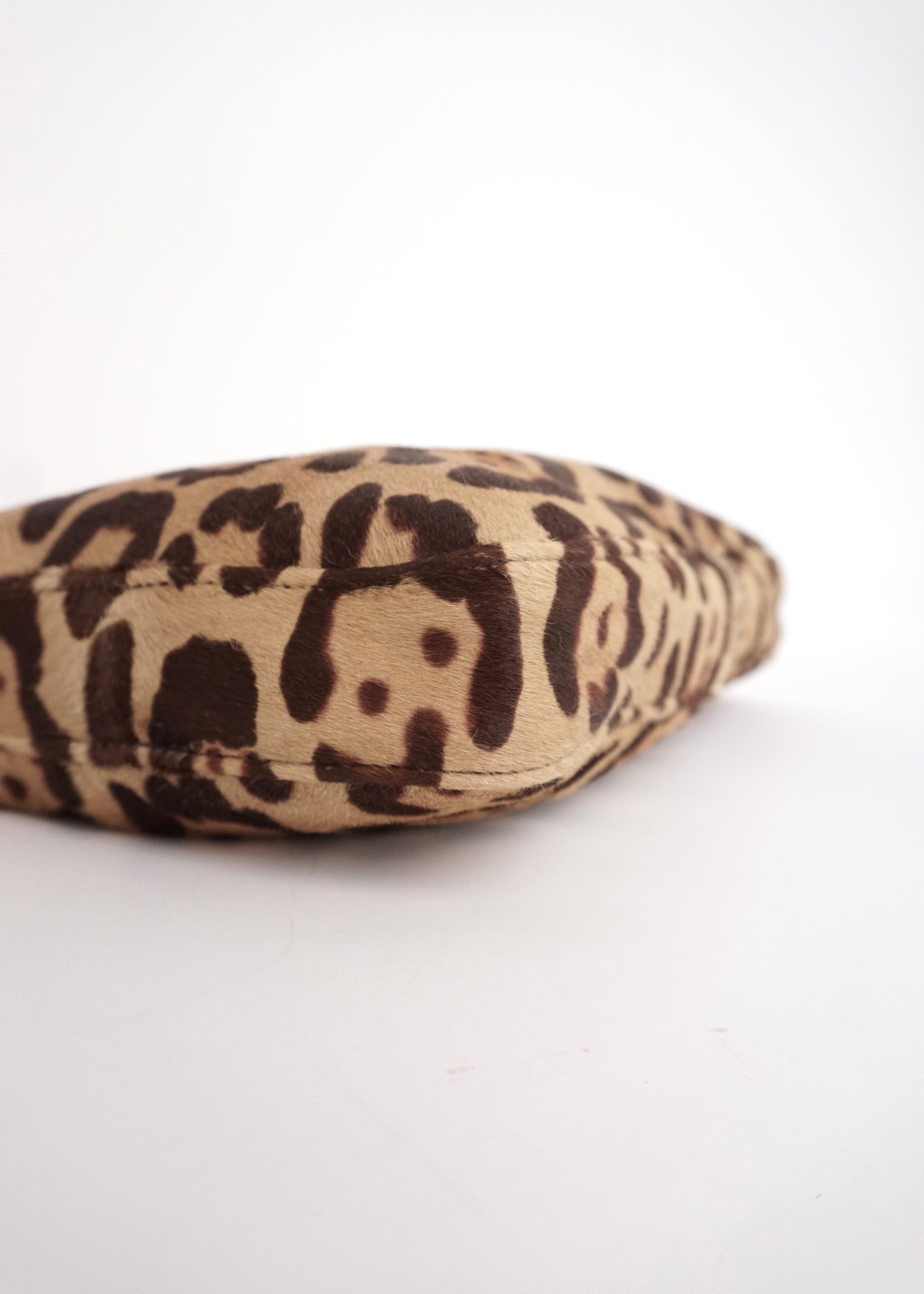 Pre-Owned Fendi Baguette Leopard Print Calf Hair Shoulder Bag - Classic Charmers