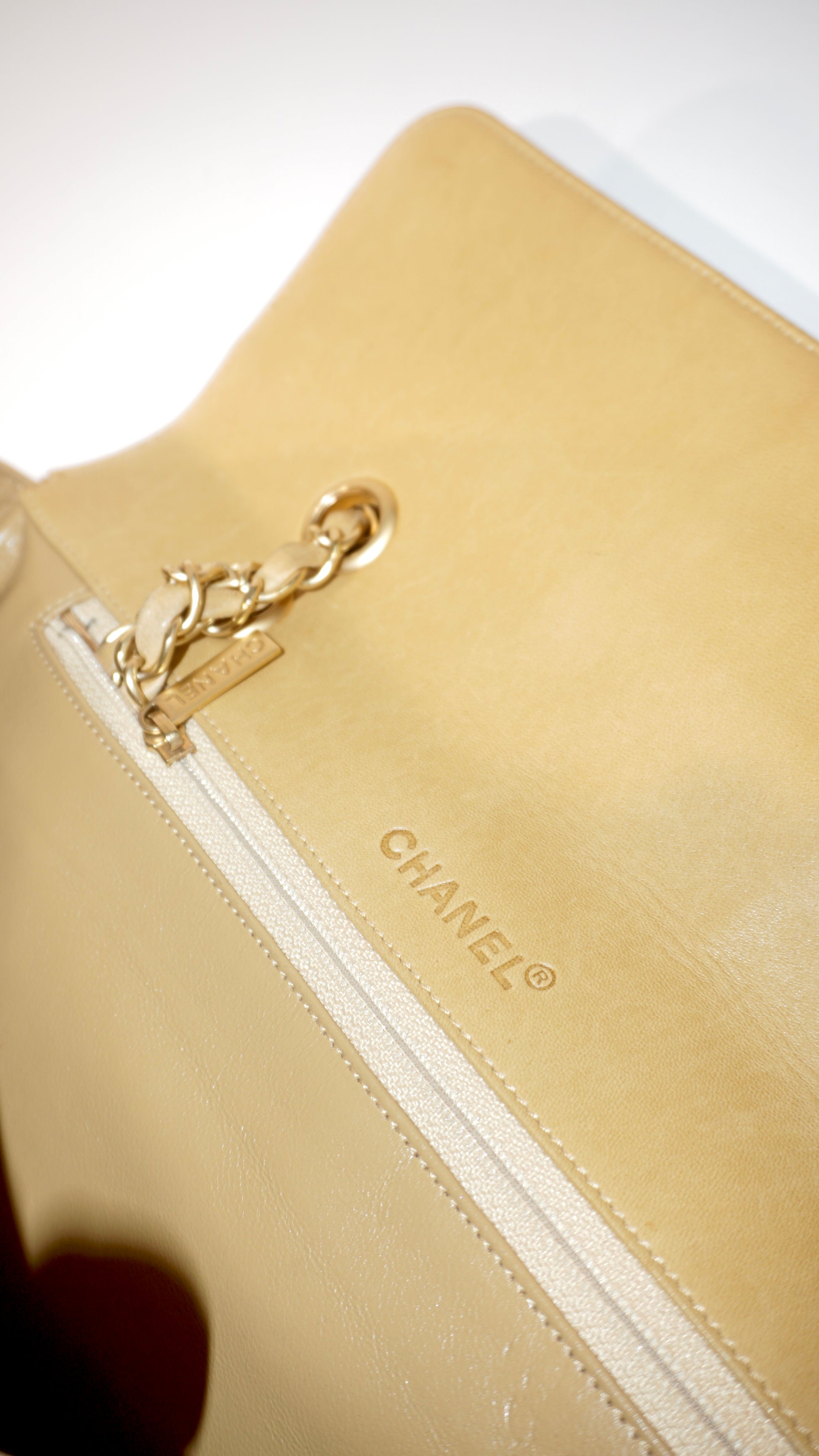 Pre-Owned Chanel Grid Stitch Classic Flap Shoulder Bag in Beige - Classic Charmers