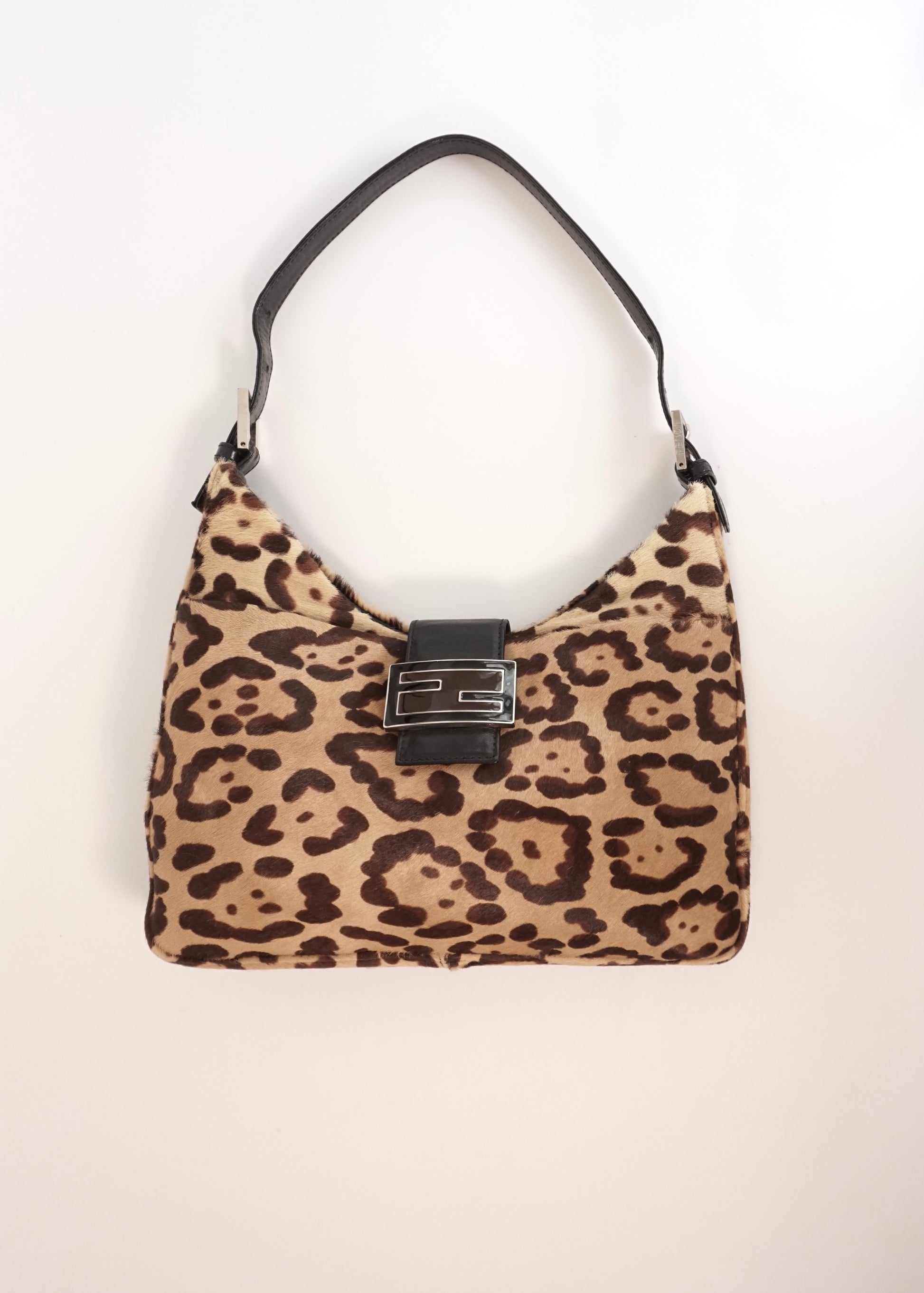 Pre-Owned Fendi Baguette Leopard Print Calf Hair Shoulder Bag - Classic Charmers