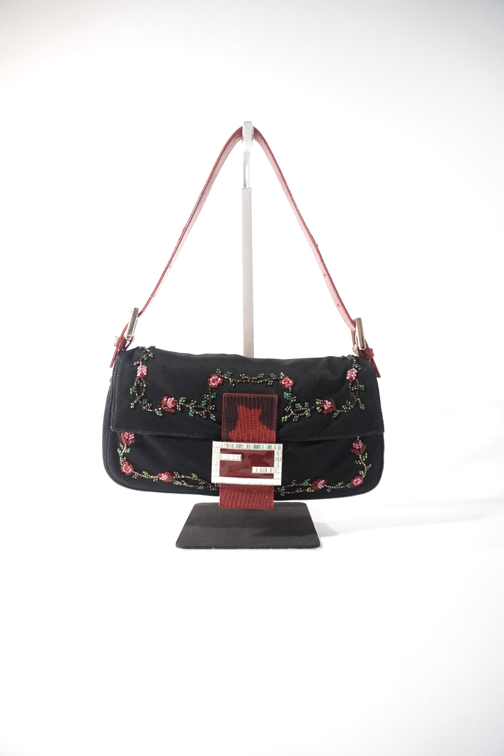 Pre-Owned Fendi Baguette Beaded Floral Embroidery Satin Bag with Red Strap