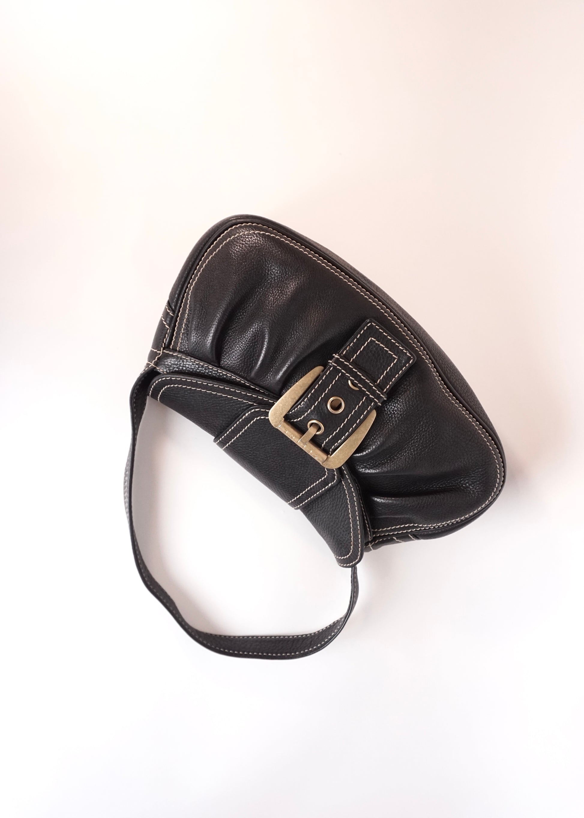 Pre-Owned Celine Buckle Flap Shoulder Bag Black Leather with Contrast Stitching - Classic Charmers
