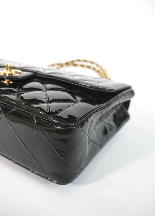Pre-Owned Chanel Classic Flap Bag – Black Patent Leather with Gold Hardware