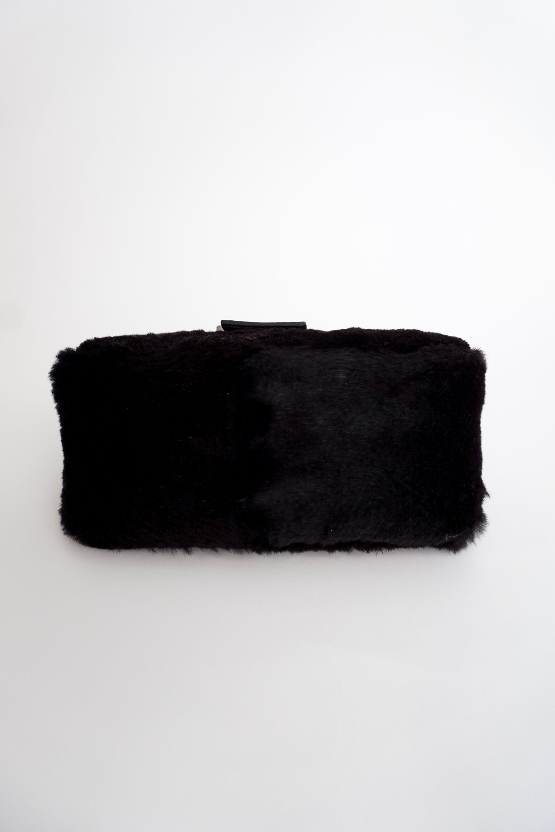 Pre-Owned Fendi Baguette Pony Hair Leather Shoulder Bag Black - Classic Charmers