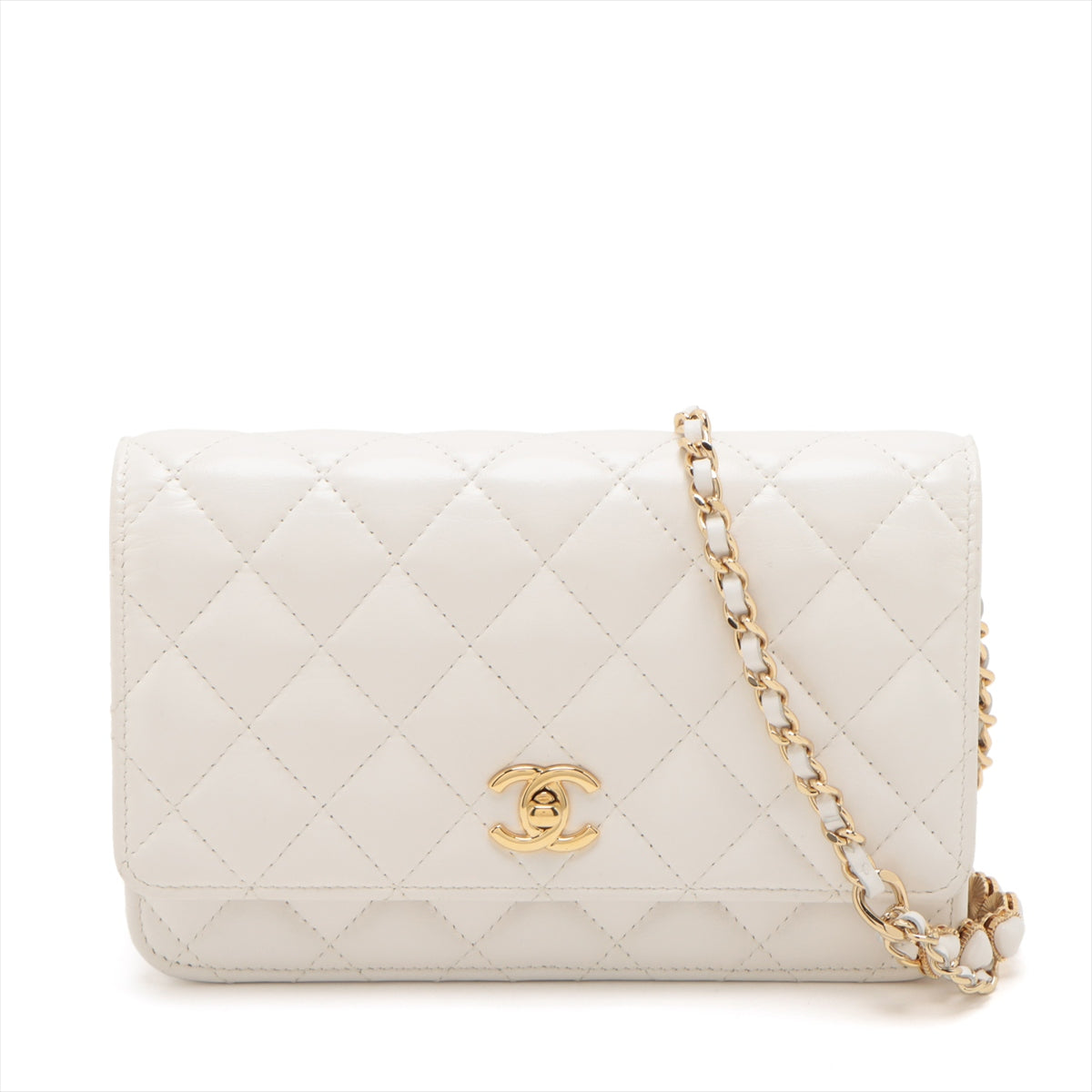 Pre-Owned Chanel Matelasse Lambskin Chain Wallet hearts White Gold Metal (metal serial sticker)