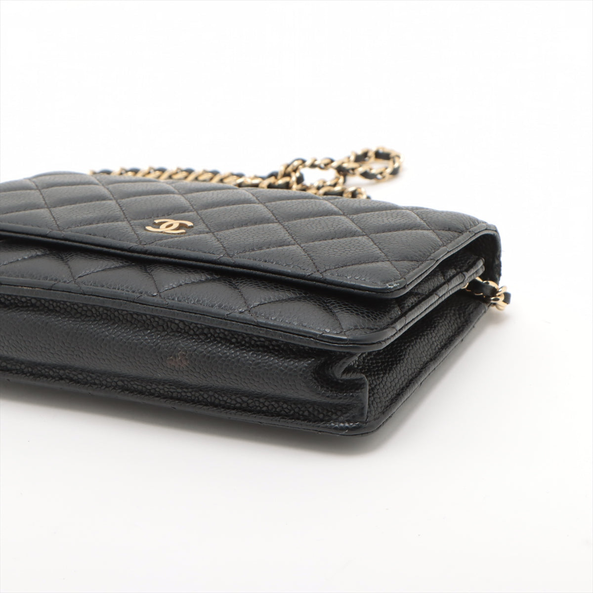 Pre-Owned Chanel Caviar leather Wallet on Chain  Black Gold Metal