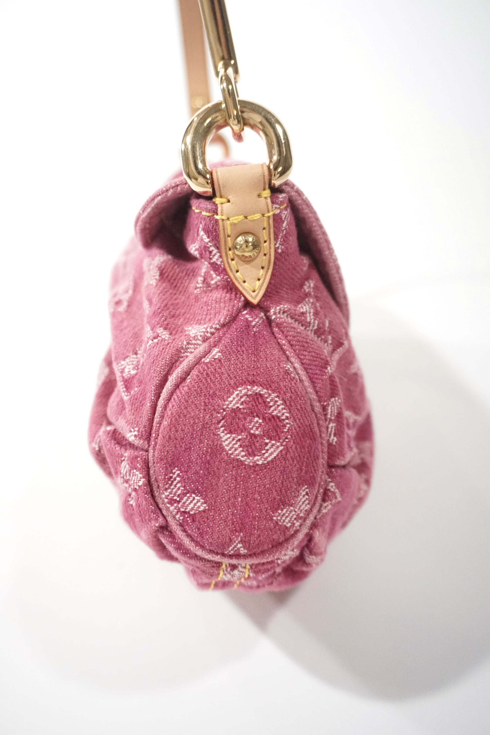 Pre-Owned Louis Vuitton Monogram Denim Pleaty Bag Pink - Classic Charmers