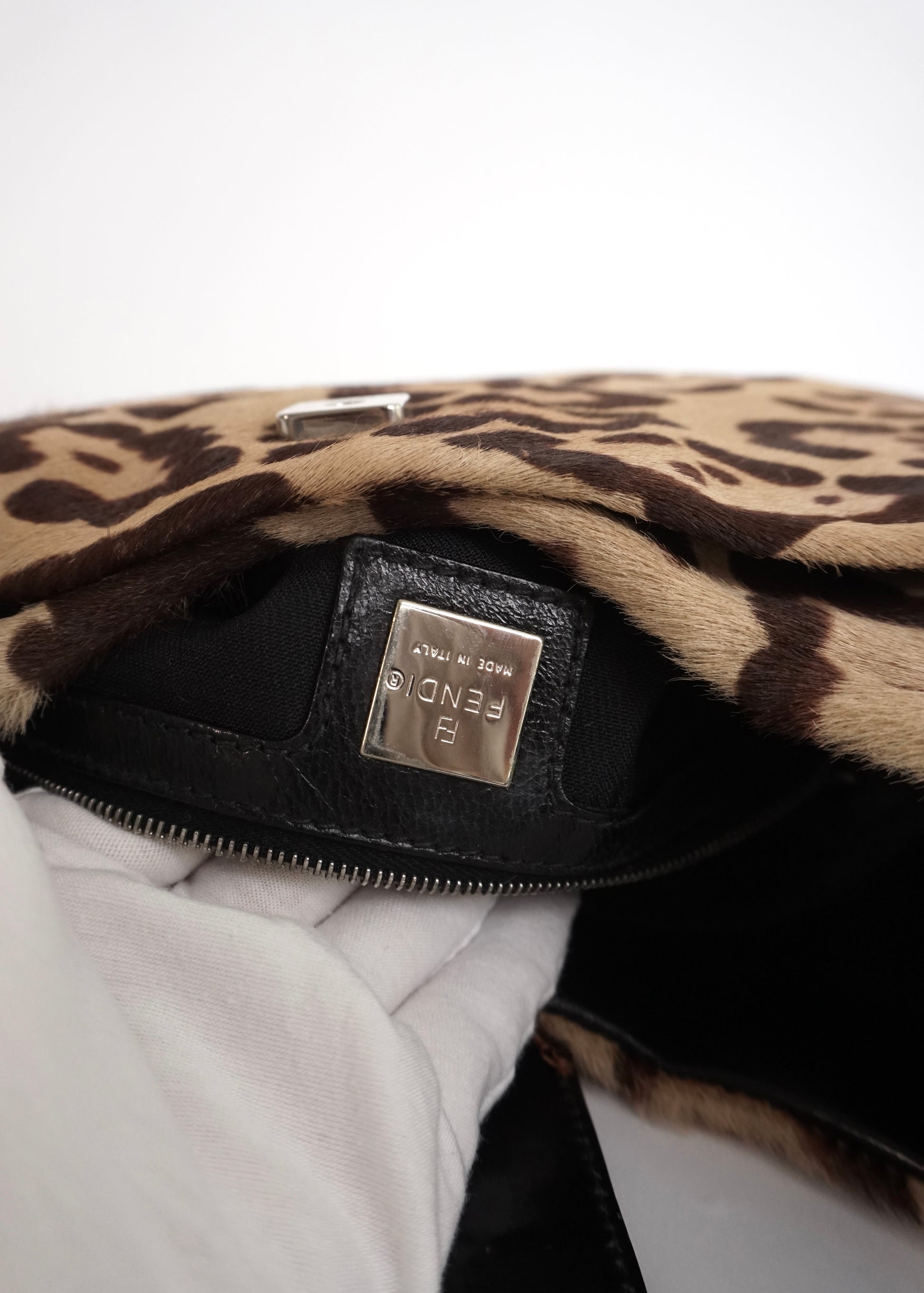 Pre-Owned Fendi Baguette Leopard Print Calf Hair Shoulder Bag - Classic Charmers