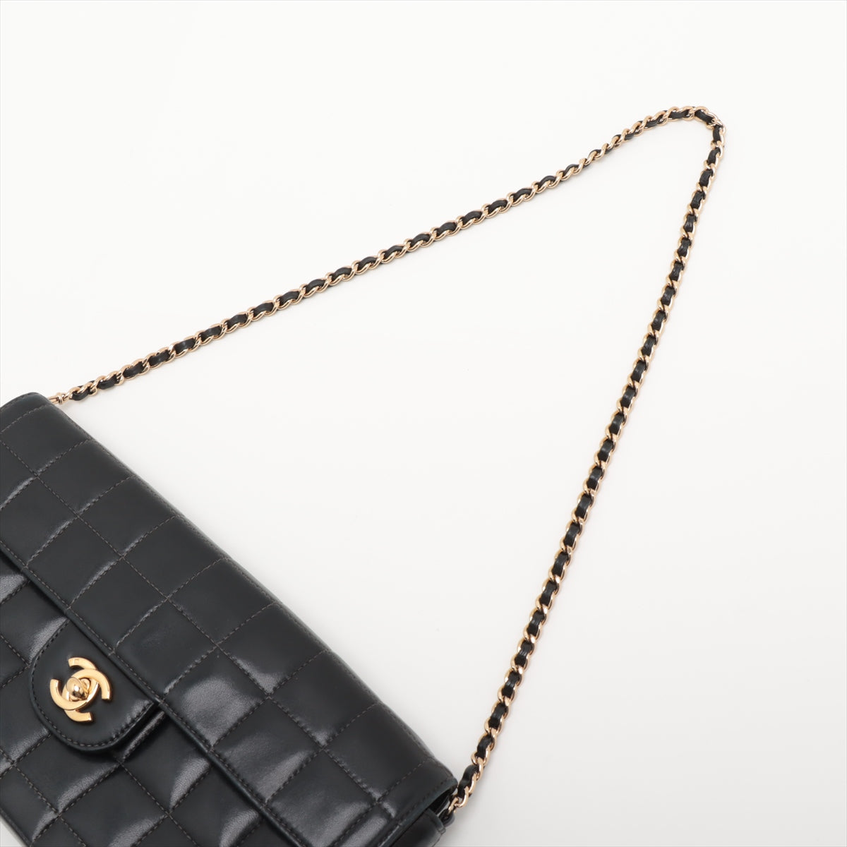 Pre-Owned Chanel Chocolate Bar Lambskin Chain Shoulder Bag Black Gold Metal